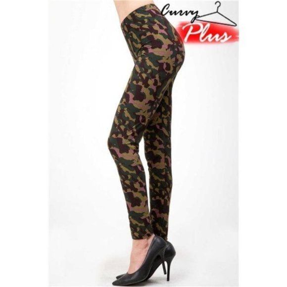 (Plus) Curvy Camo Peachksin Leggings - Picture 2 of 4